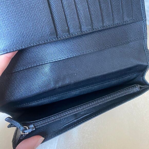 Authentic Vintage Chanel Long Wallet - Picture 4 of 8